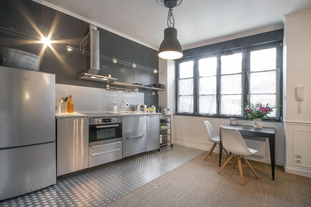 N9 Appartement De Charme Saint-Pol-de-Léon Δωμάτιο φωτογραφία